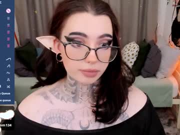 Dixipixi_ Chaturbate stream image from January 04, 2025
