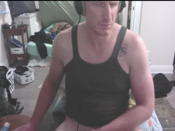 Henryflapper Chaturbate stream image from January 04, 2025