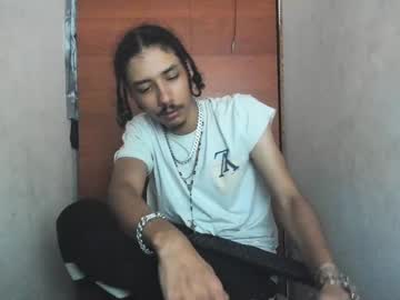 Santiagoxxxtreme_ stream image from January 04, 2025