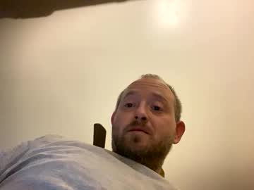 Smokeymt420 Chaturbate stream image from January 04, 2025