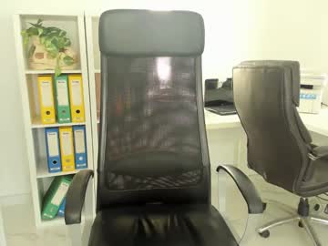 Fetish_Life Chaturbate stream image from January 04, 2025
