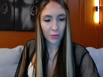 _Julia_Fox_ Chaturbate stream image from January 04, 2025