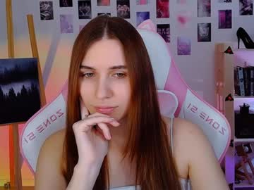 Alicecharmy Chaturbate stream image from January 04, 2025