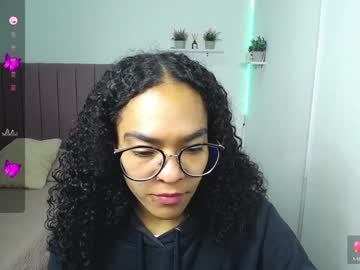 Niina_Lovee_ Chaturbate stream image from January 04, 2025