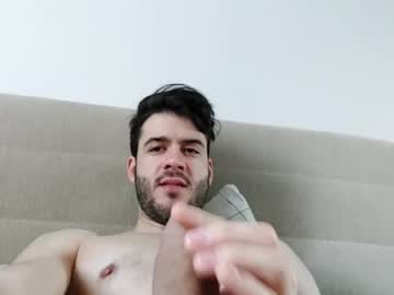 Raz_Is_Fab Chaturbate stream image from January 04, 2025