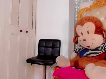 Andrea_Sti Chaturbate stream image from January 04, 2025