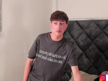 Anthonny5 Chaturbate stream image from January 04, 2025