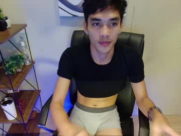 Crxxxxxxxxxx Chaturbate stream image from January 04, 2025