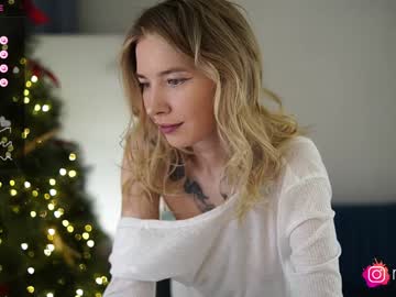 Mel_Collins Chaturbate stream image from January 04, 2025