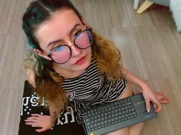 Alanis_Moett Chaturbate stream image from January 04, 2025
