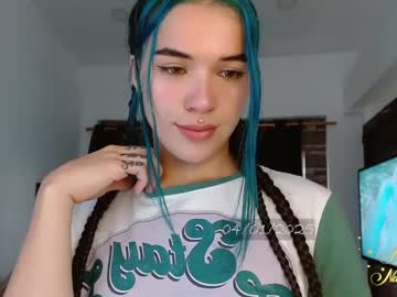 Bell_Art Chaturbate stream image from January 04, 2025