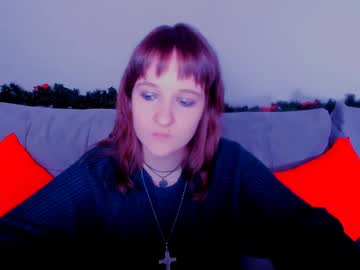 Clover_Red Chaturbate stream image from January 04, 2025
