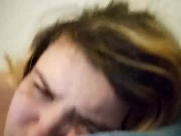 Leslie2744 Chaturbate stream image from January 04, 2025