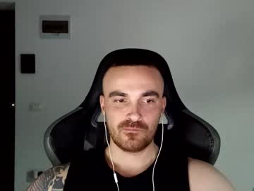 Mu5clemania Chaturbate stream image from January 04, 2025