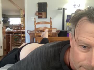 Dudeinnh Chaturbate stream image from January 04, 2025