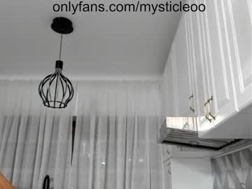 Mysticleoo Chaturbate stream image from January 04, 2025