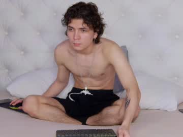 Dean_Dickson Chaturbate stream image from January 04, 2025