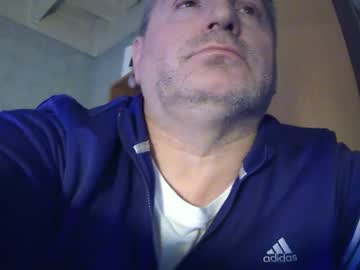 Gyurka324971 Chaturbate stream image from January 04, 2025