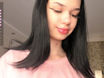 Hildafarewell Chaturbate stream image from January 04, 2025