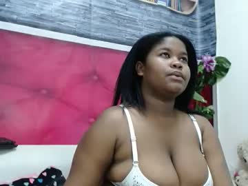 Riiannasex Chaturbate stream image from January 04, 2025
