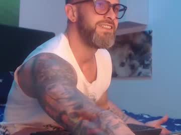 Ariandeluna Chaturbate stream image from January 04, 2025