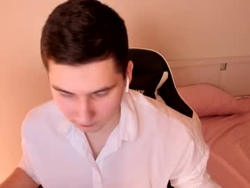 Danon135 Chaturbate stream image from January 04, 2025