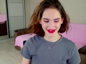 Fridacure Chaturbate stream image from January 04, 2025