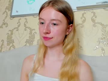 Minidiva_ Chaturbate stream image from January 04, 2025