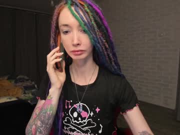 Roxy_Silver Chaturbate stream image from January 04, 2025