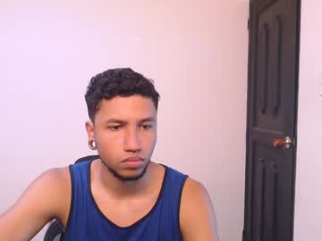 Yerfon_S1 Chaturbate stream image from January 04, 2025