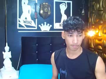 Aaron_Schott Chaturbate stream image from January 04, 2025