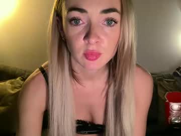 Birdie___Xx Chaturbate stream image from January 04, 2025