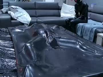 Latexboy1986 Chaturbate stream image from January 04, 2025