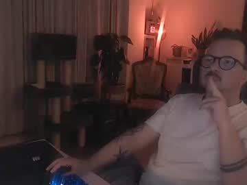 Winnydepooh Chaturbate stream image from January 04, 2025