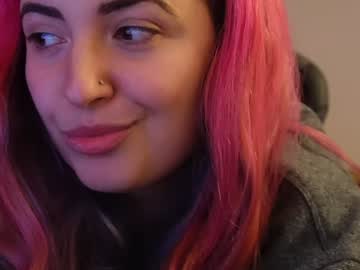 Bellax420 Chaturbate stream image from January 04, 2025