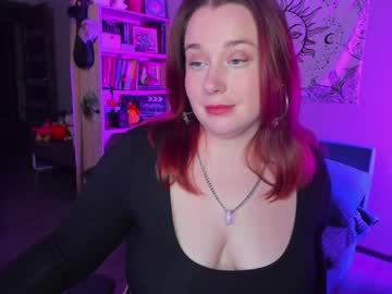 Gitera_ Chaturbate stream image from January 04, 2025