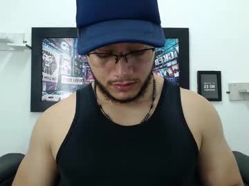 Williamjhom_ Chaturbate stream image from January 04, 2025