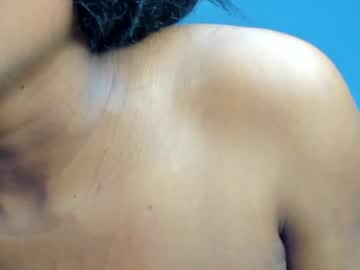 Yonnsol_Avril Chaturbate stream image from January 04, 2025