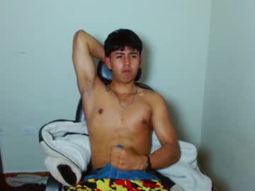 Demonicwolf66664 Chaturbate stream image from January 04, 2025