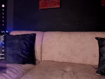 Elettra_Roux Chaturbate stream image from January 04, 2025