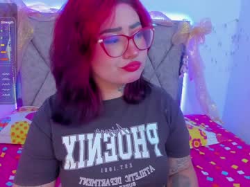 Curvybaddie Chaturbate stream image from January 04, 2025
