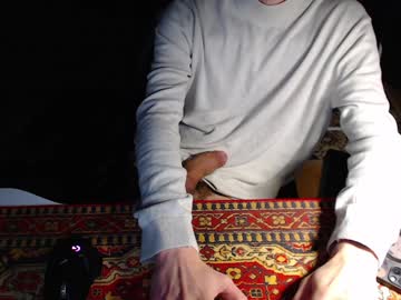 Justchillinxo Chaturbate stream image from January 04, 2025