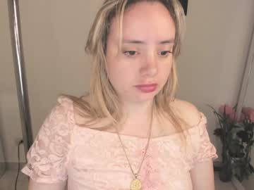 Loveange Chaturbate stream image from January 04, 2025