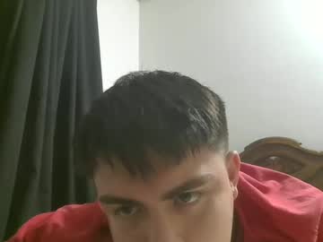 Molimoli08 Chaturbate stream image from January 04, 2025