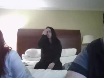 Sallystarr_Bulldog Chaturbate stream image from January 04, 2025