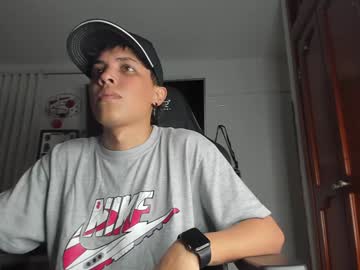 Taylorsorf Chaturbate stream image from January 04, 2025