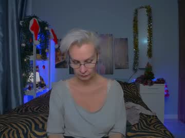 Helgahimmele Chaturbate stream image from January 05, 2025