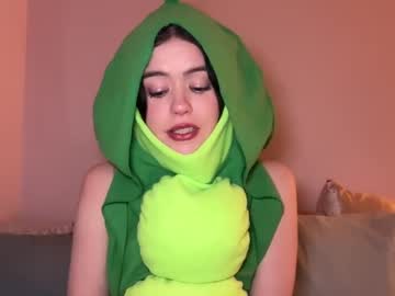 Littlesugarpea Chaturbate stream image from January 05, 2025
