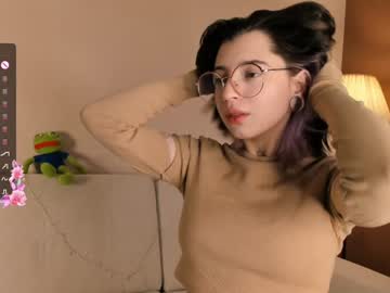 Lyndolby Chaturbate stream image from January 05, 2025