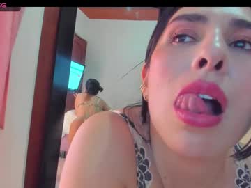 Sunnyleonz Chaturbate stream image from January 05, 2025